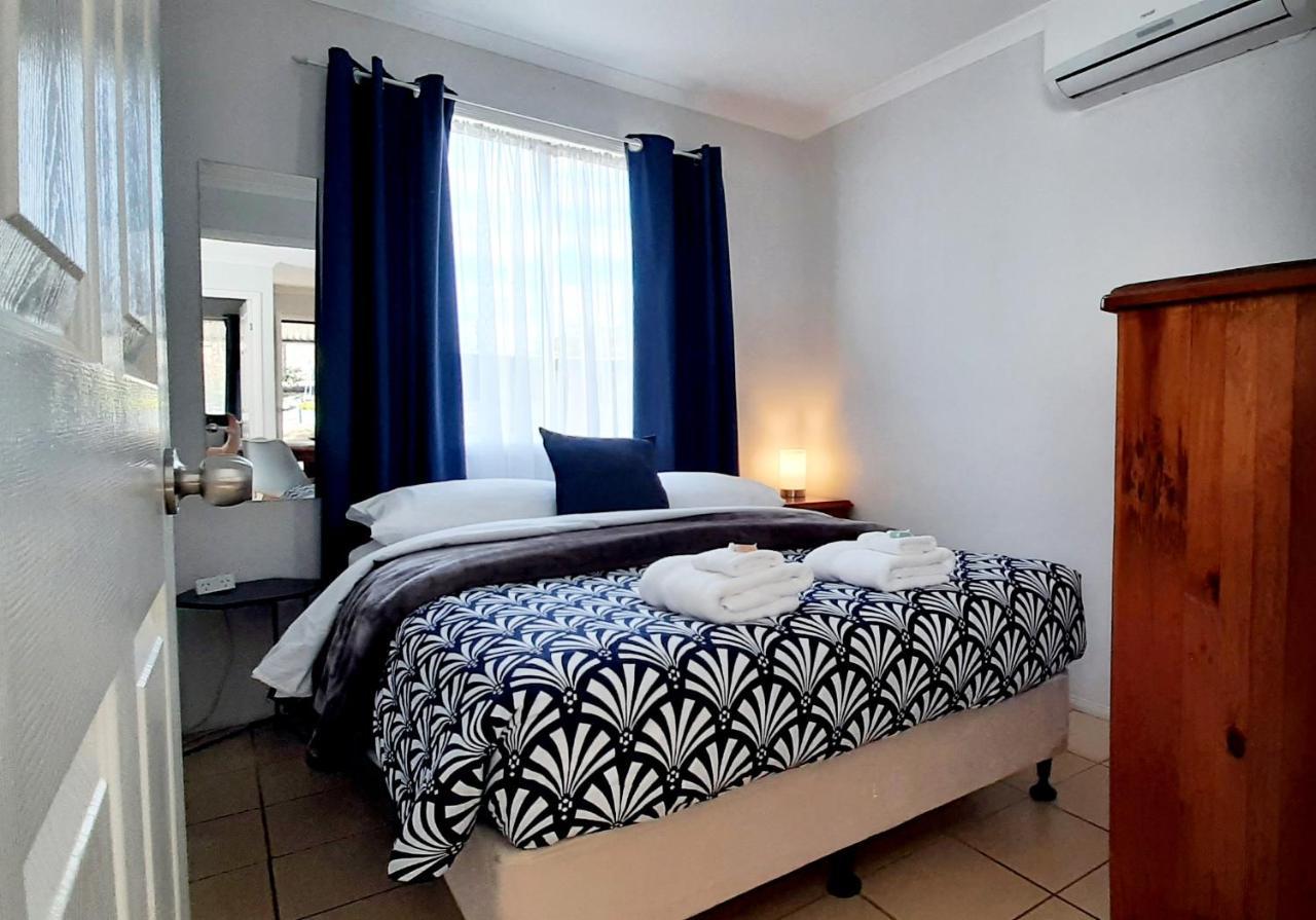 Mt Larcom Tourist Park Hotel Mount Larcom Ngoại thất bức ảnh