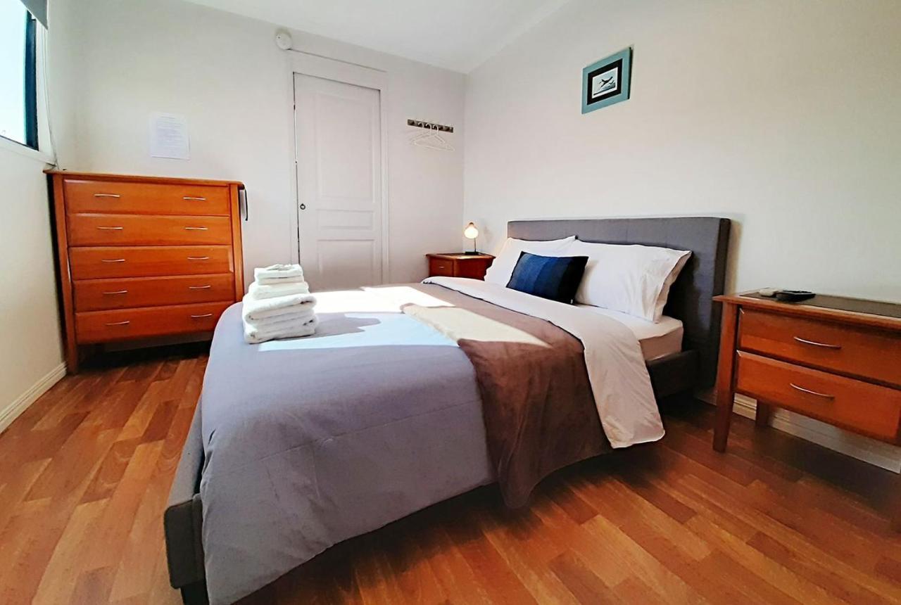 Mt Larcom Tourist Park Hotel Mount Larcom Ngoại thất bức ảnh