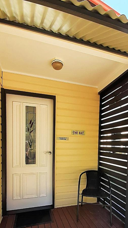 Mt Larcom Tourist Park Hotel Mount Larcom Ngoại thất bức ảnh