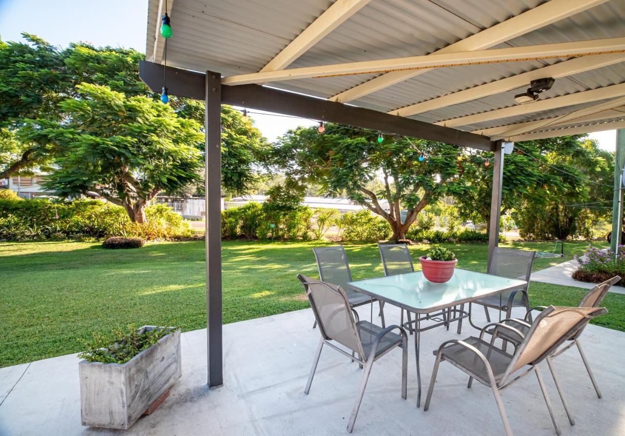 Mt Larcom Tourist Park Hotel Mount Larcom Ngoại thất bức ảnh
